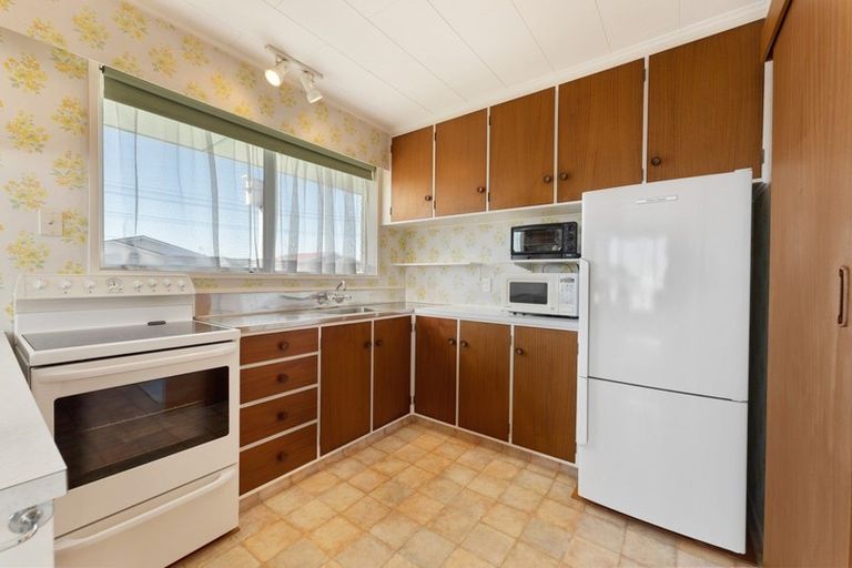 Photo of property in 2 Carver Place, Lynmouth, New Plymouth, 4310