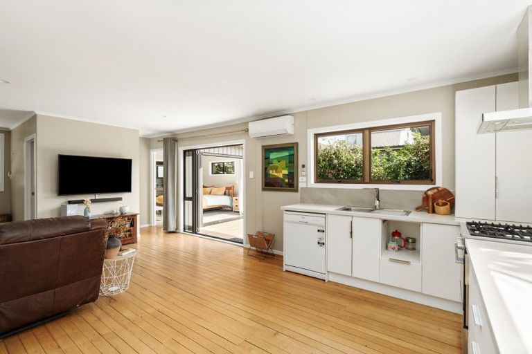 Photo of property in 6 Rutherford Street, Otumoetai, Tauranga, 3110