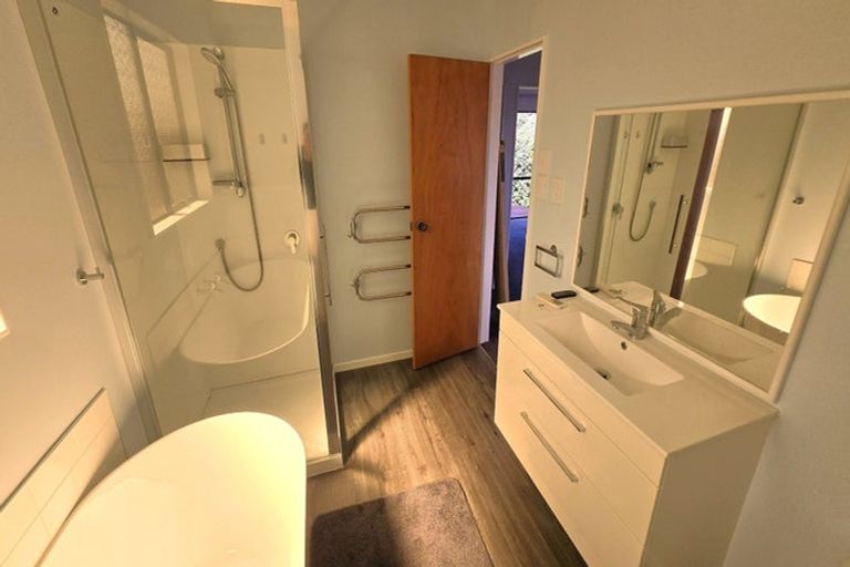 Photo of property in 3 Owaka Close, Kelson, Lower Hutt, 5010