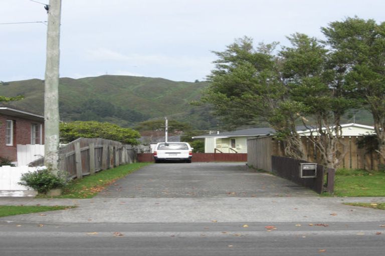 Photo of property in 2a Bush Street, Naenae, Lower Hutt, 5011