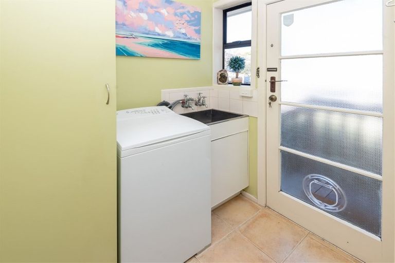 Photo of property in 105 Ridge Road, Howick, Auckland, 2014