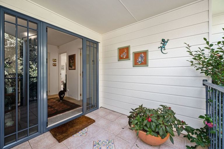 Photo of property in 2/18 Ngahere Views, Orewa, 0931