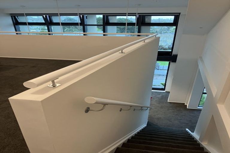 Photo of property in 1f/30 Westward Ho, Glen Eden, Auckland, 0602