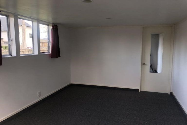 Photo of property in 1 Littler Place, Hamilton East, Hamilton, 3216