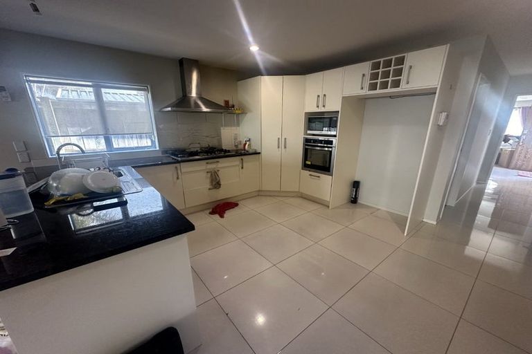 Photo of property in 41 Kerrykeel Drive, Flat Bush, Auckland, 2019