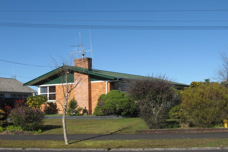 Photo of property in 4 Betley Crescent, Fairview Downs, Hamilton, 3214