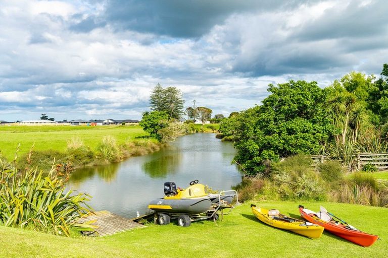 Photo of property in 1a Shoemaker Road, Waipu, 0510