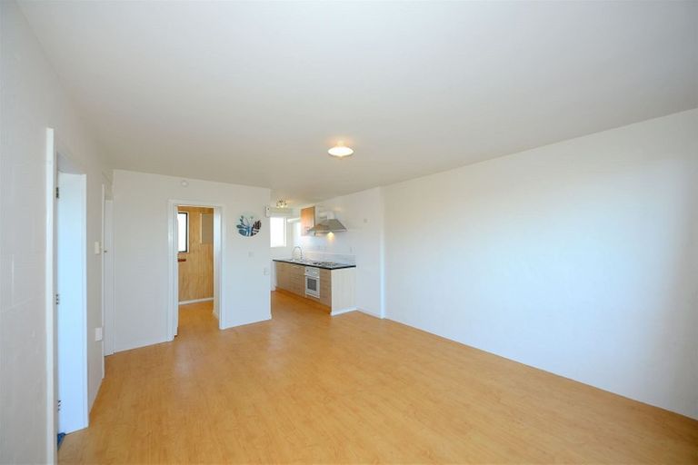 Photo of property in 2/267 Pages Road, Wainoni, Christchurch, 8061