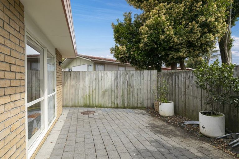 Photo of property in 79a Sturges Road, Henderson, Auckland, 0612