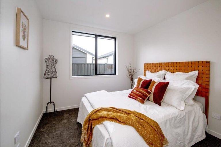 Photo of property in 5a Church Street, Mosgiel, 9024