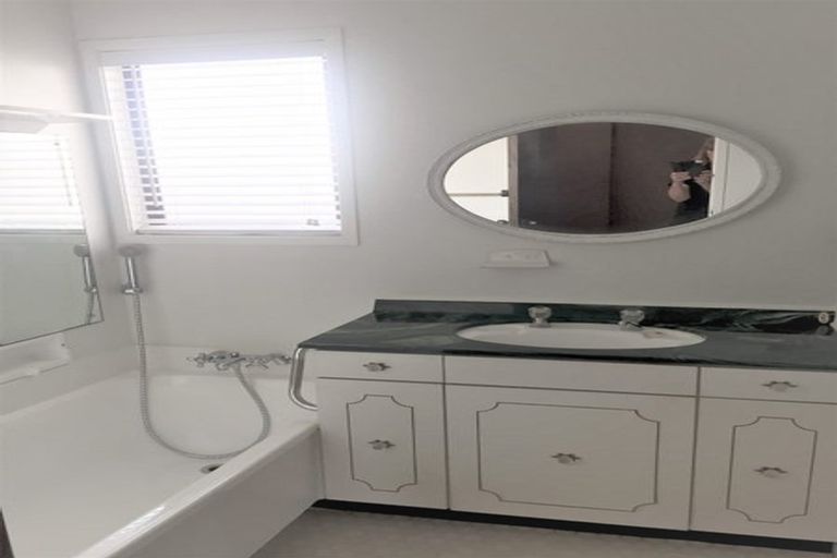 Photo of property in 1/2 Wolfe Street, Regent, Whangarei, 0112