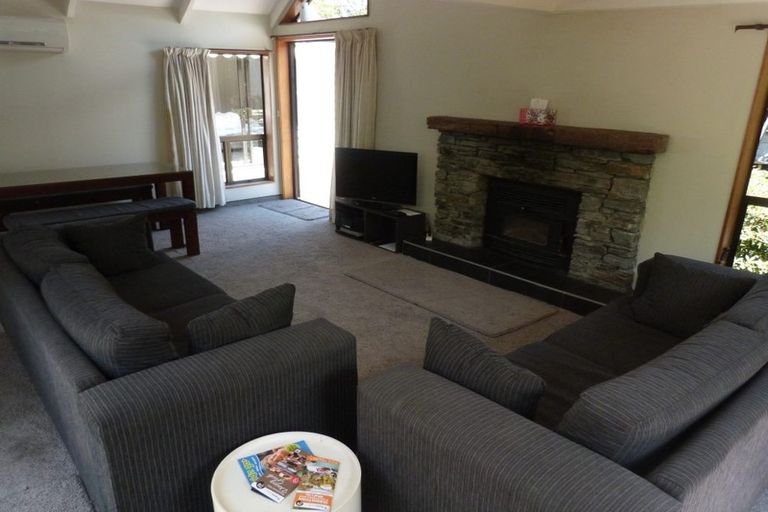 Photo of property in 14 Norfolk Street, Arrowtown, 9302