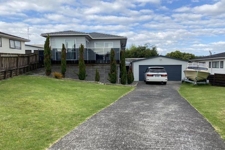 Photo of property in 69 Marendellas Drive, Bucklands Beach, Auckland, 2014