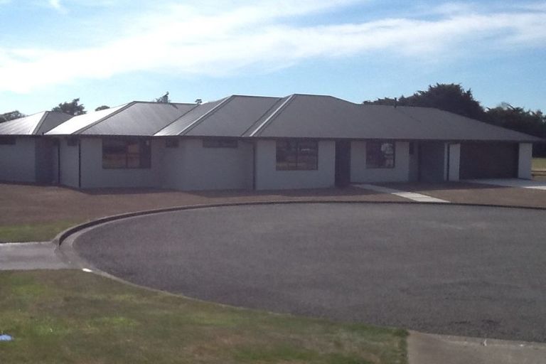 Photo of property in 10 Hanalin Drive, Marton, 4710