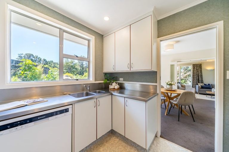 Photo of property in 40 Gurney Road, Kelson, Lower Hutt, 5010