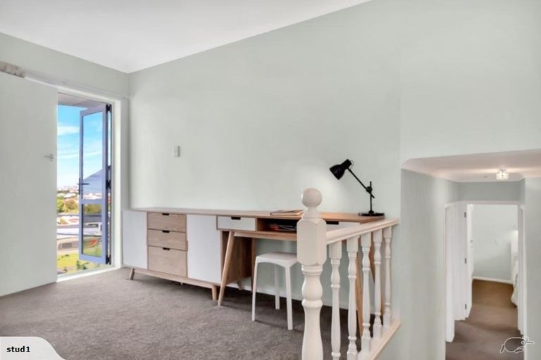 Photo of property in 1 Lemon Grove Avenue, Otumoetai, Tauranga, 3110