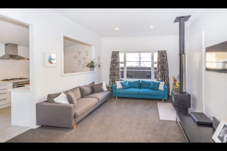 Photo of property in 28 Olliviers Road, Phillipstown, Christchurch, 8011