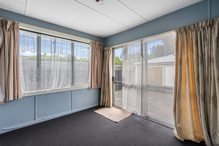 Photo of property in 77 Owles Terrace, New Brighton, Christchurch, 8061