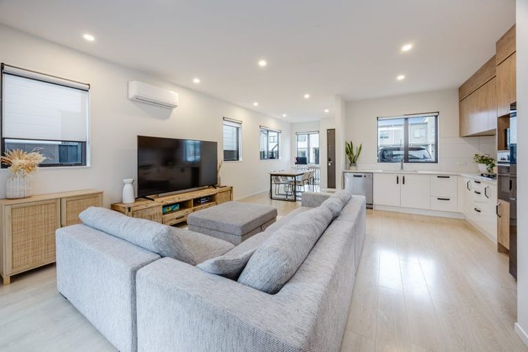 Photo of property in 41 Tumu Road, Papakura, 2110