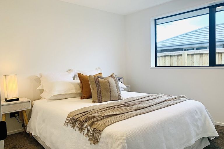 Photo of property in 38 Broadway Parade, Rolleston, 7615