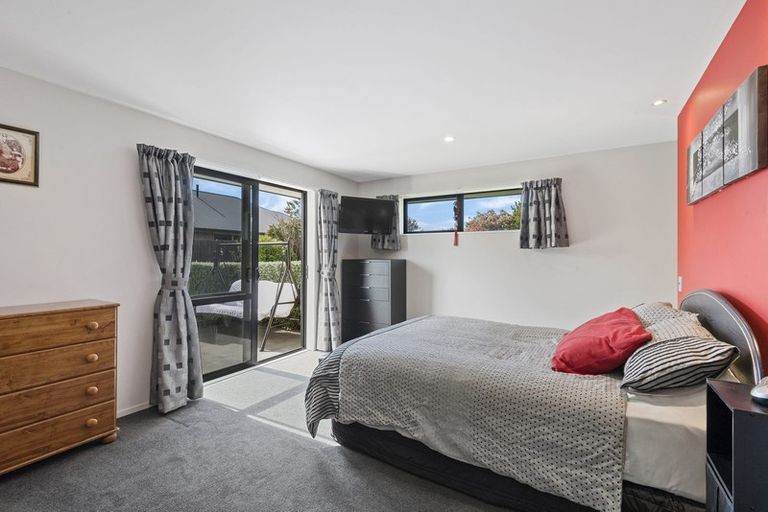 Photo of property in 14 Christie Place, Rolleston, 7614