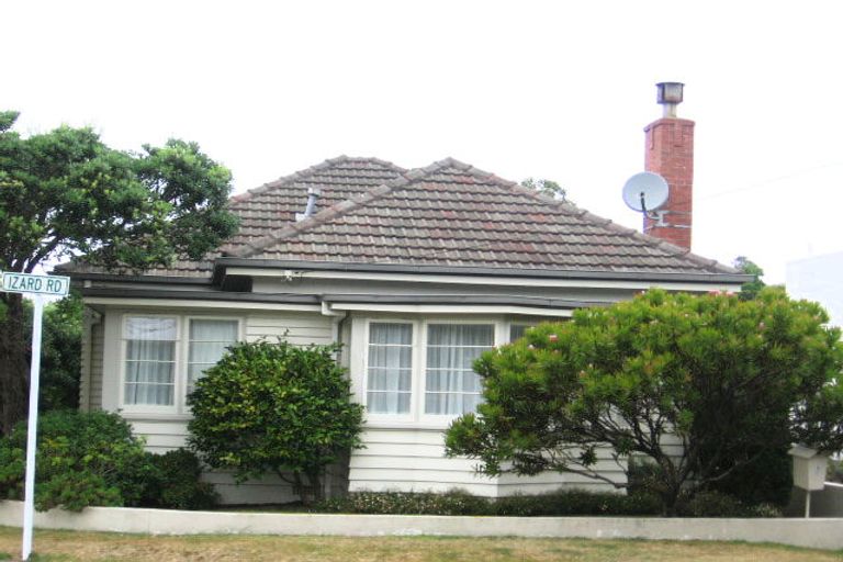 Photo of property in 1 Izard Road, Khandallah, Wellington, 6035