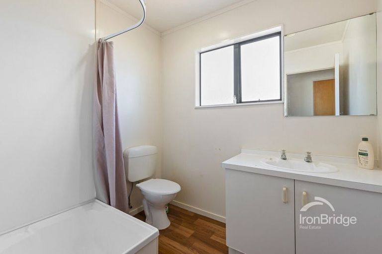 Photo of property in 2/182 Russell Road, Manurewa, Auckland, 2102