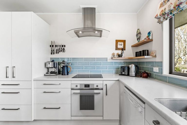 Photo of property in 114 Matakana Valley Road, Matakana, Warkworth, 0985