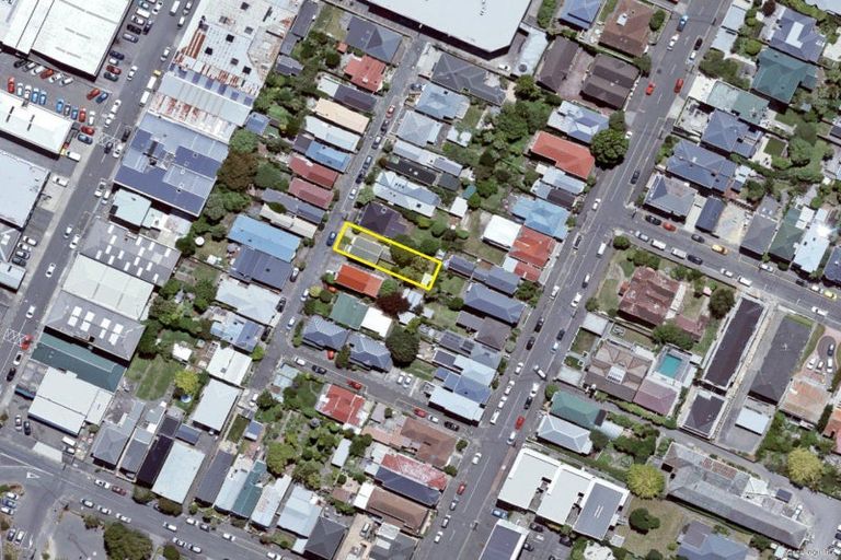 Photo of property in 8 Moir Street, Mount Victoria, Wellington, 6011