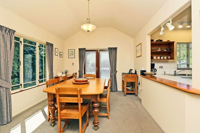 Photo of property in 30 Simla Avenue, Havelock North, 4130