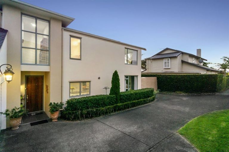 Photo of property in 13a Bayswater Avenue, Bayswater, Auckland, 0622