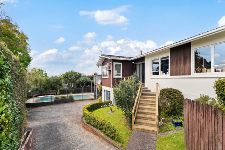 Photo of property in 4 Anzac Road, Pukekohe, 2120