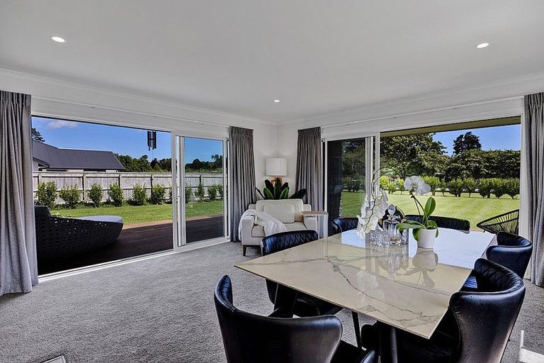 Photo of property in 7 Cross Street, Lepperton, New Plymouth, 4373