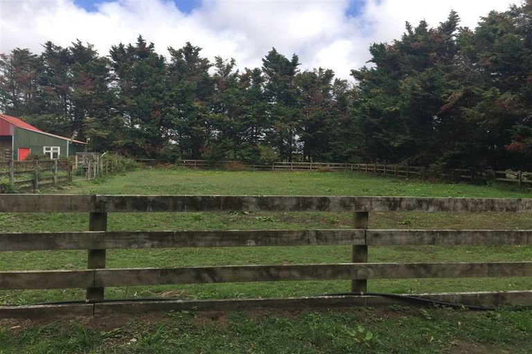 Photo of property in 36 Painua Road, Hokio Beach, Levin, 5571