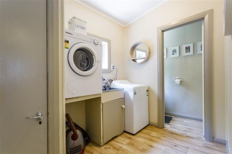 Photo of property in 25 Clifford Street, Dalmore, Dunedin, 9010