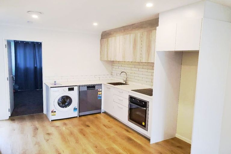 Photo of property in 11 Sun Orchid Avenue, Wiri, Auckland, 2104