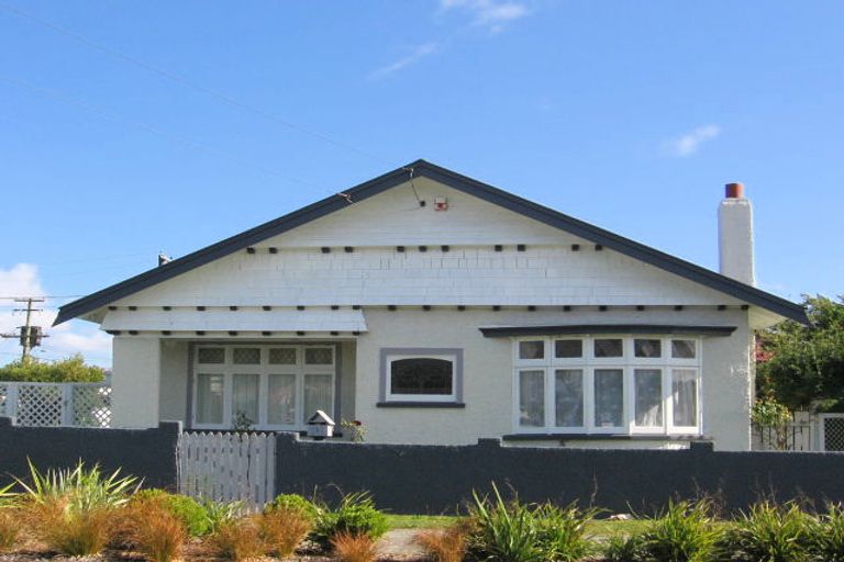 Photo of property in 1 Tennyson Street, Petone, Lower Hutt, 5012