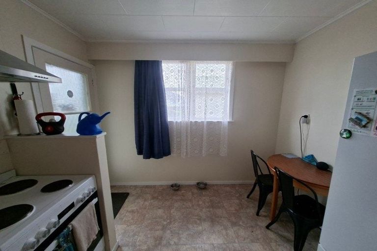 Photo of property in 9 Worcester Street, Levin, 5510