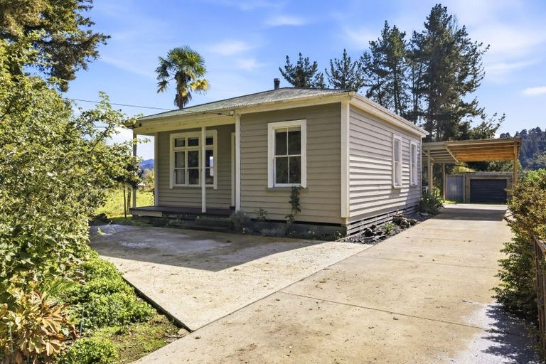 Photo of property in 8 Marsack Road, Taumarunui, 3992