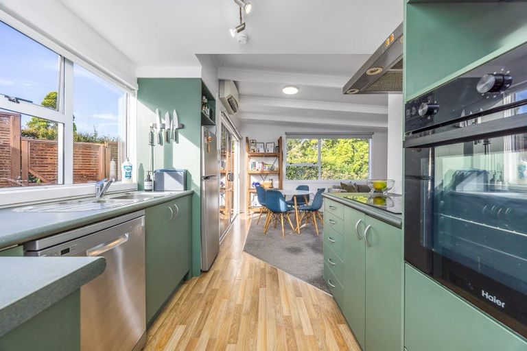 Photo of property in 35 Matai Road, Stanmore Bay, Whangaparaoa, 0932