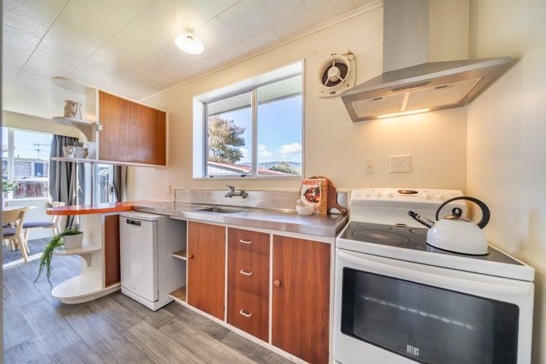 Photo of property in 75 Pasadena Crescent, Totara Park, Upper Hutt, 5018