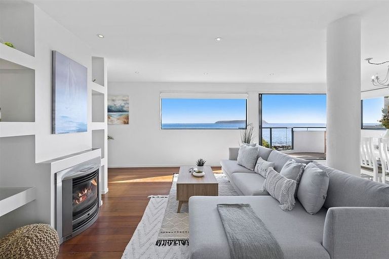 Photo of property in 30 Moana Road, Plimmerton, Porirua, 5026