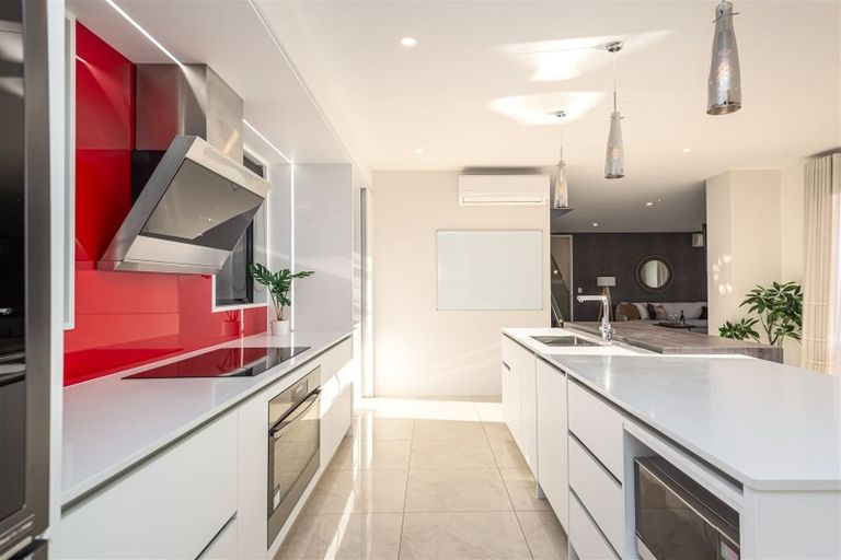 Photo of property in 46 Luxembourg Crescent, Halswell, Christchurch, 8025