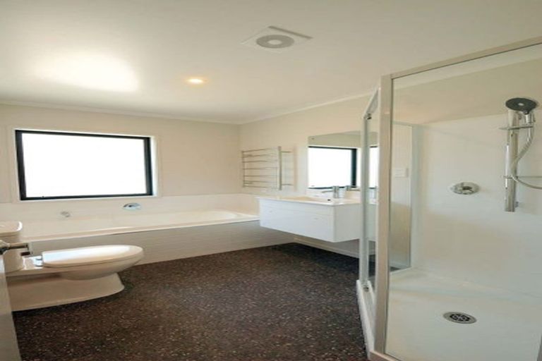 Photo of property in 10 Pohe Street, Wigram, Christchurch, 8042