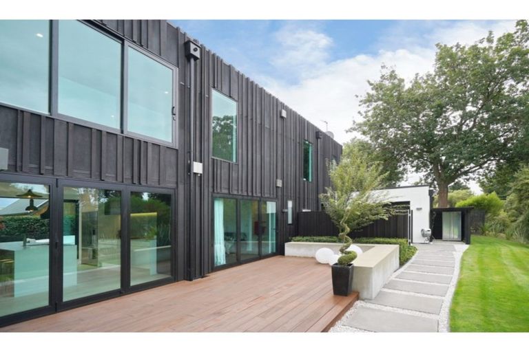 Photo of property in 48 Birkdale Drive, Shirley, Christchurch, 8061