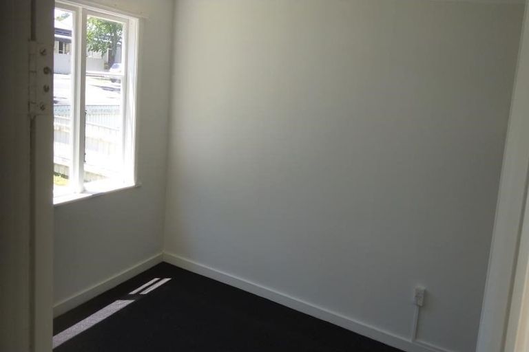 Photo of property in 90a Victoria Avenue, Waiuku, 2123