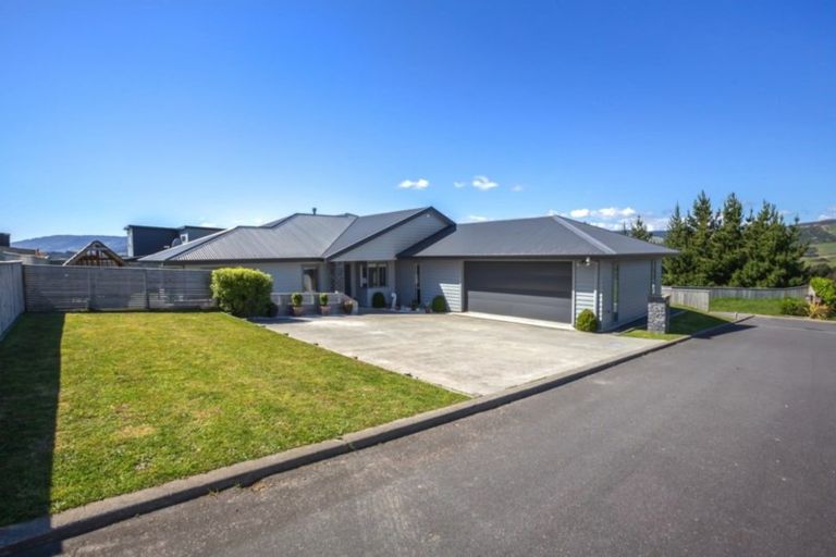 Photo of property in 120 Endeavour Drive, Whitby, Porirua, 5024