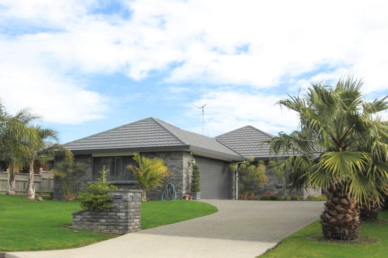 Photo of property in 24 Lochinver Drive, Nawton, Hamilton, 3200