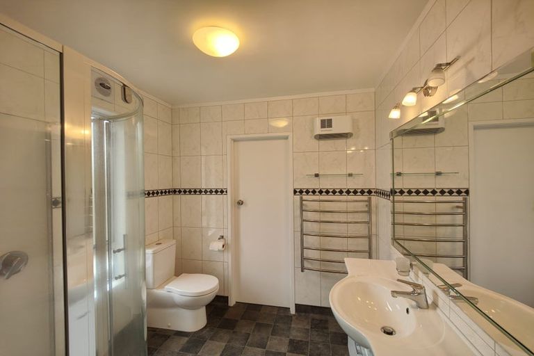 Photo of property in 1/71 Larsen Crescent, Tawa, Wellington, 5028