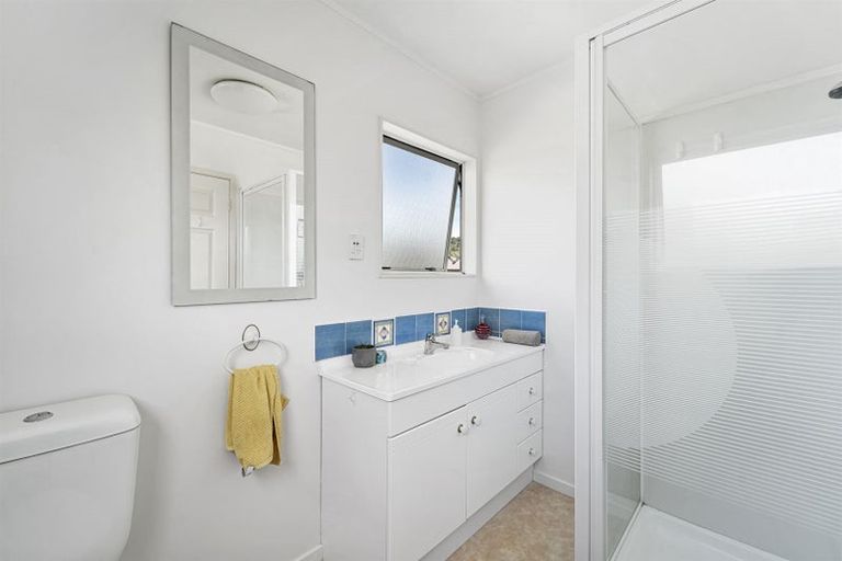 Photo of property in 4 Caversham Drive, Torbay, Auckland, 0630